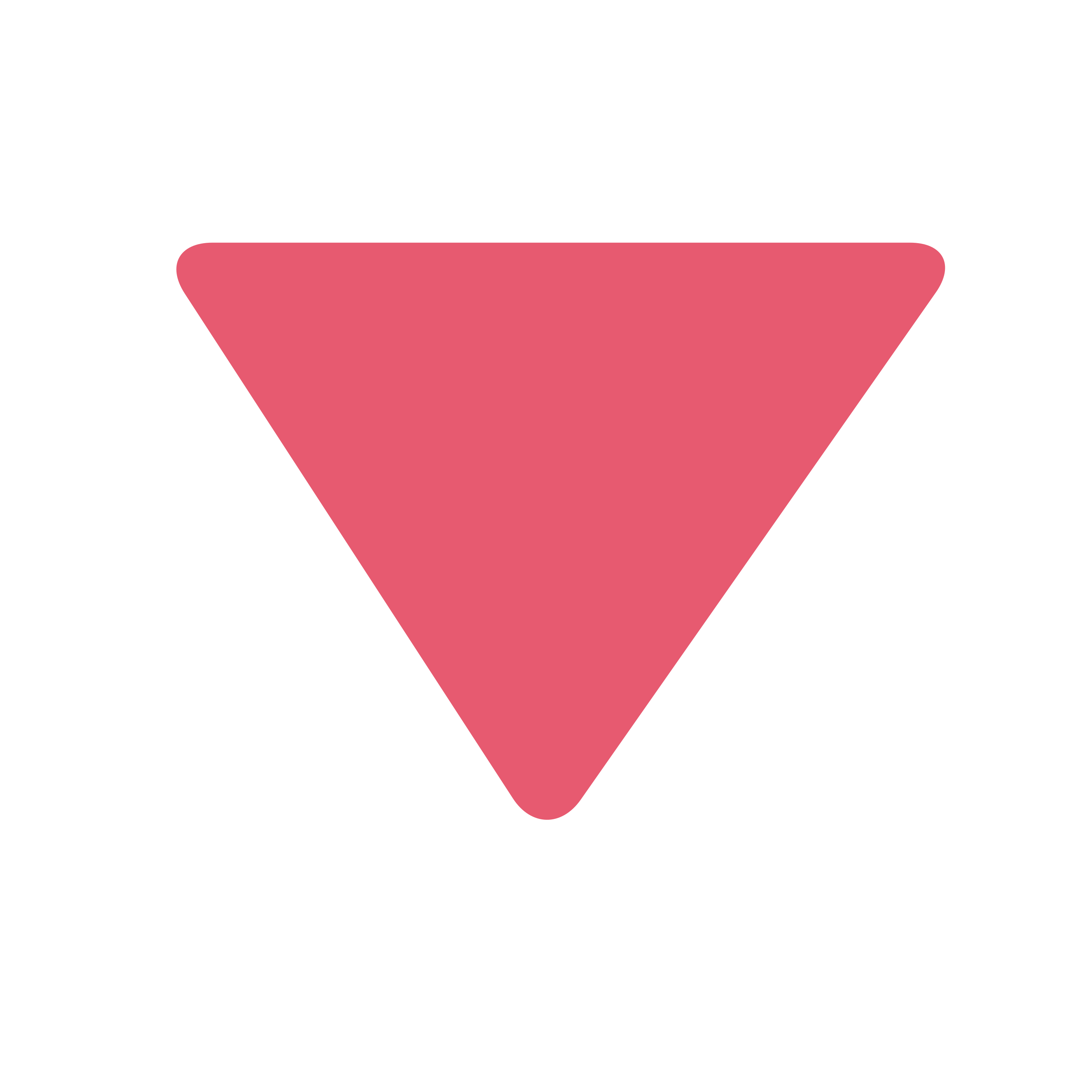 印有 Red triangle pointed down 表情符号 🔻 的 TaylorMade TP5 高尔夫球
