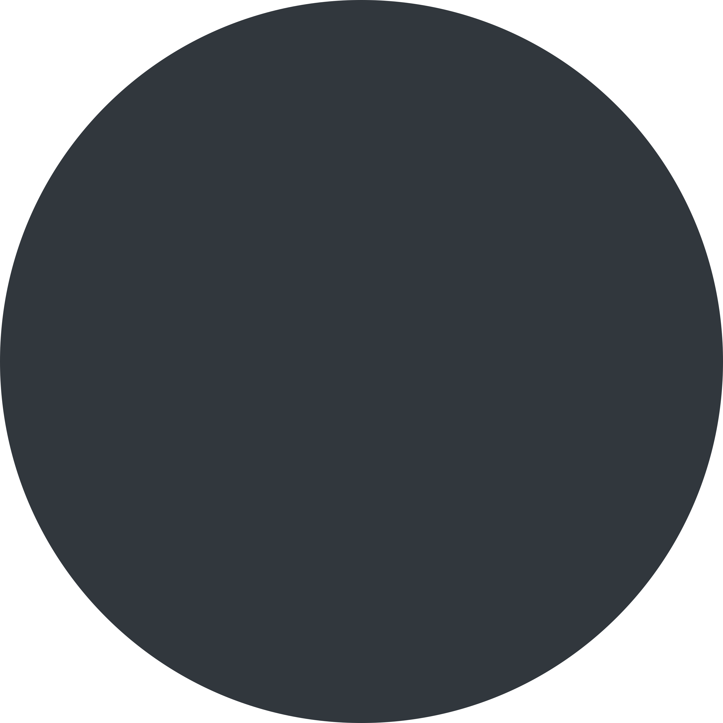 印在白色陶瓷拿铁杯上的 Black circle 表情符号 ⚫